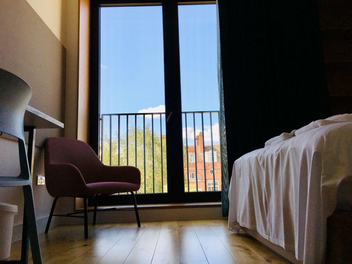 Newnham College - University Of Cambridge エクステリア 写真